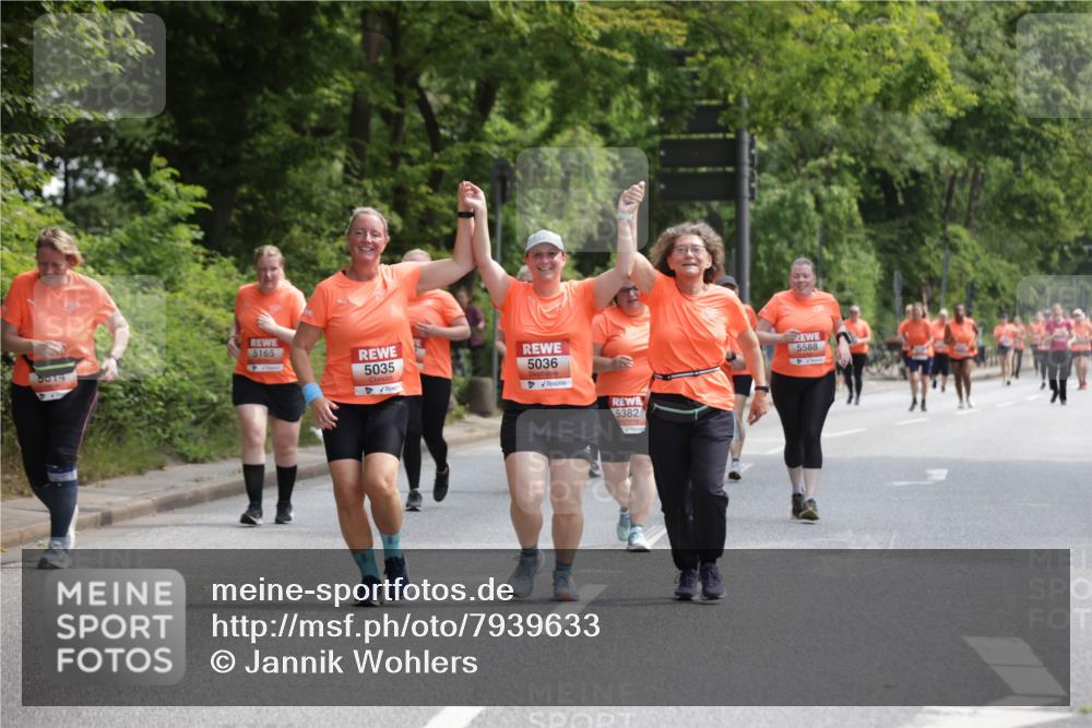 15.06.2025 - REWE Women's Run Jannik Wohlers http://msf.ph/oto/7939633 15.06.2025 10:14:48 Laufen 5165, 5614, 5035, 5036, 5382, 5588 meine-sportfotos.de