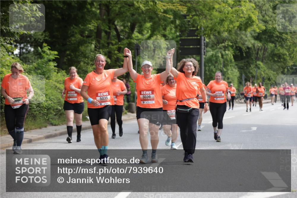 15.06.2025 - REWE Women's Run Jannik Wohlers http://msf.ph/oto/7939640 15.06.2025 10:14:48 Laufen 5165, 5035, 5036, 5382, 5588 meine-sportfotos.de