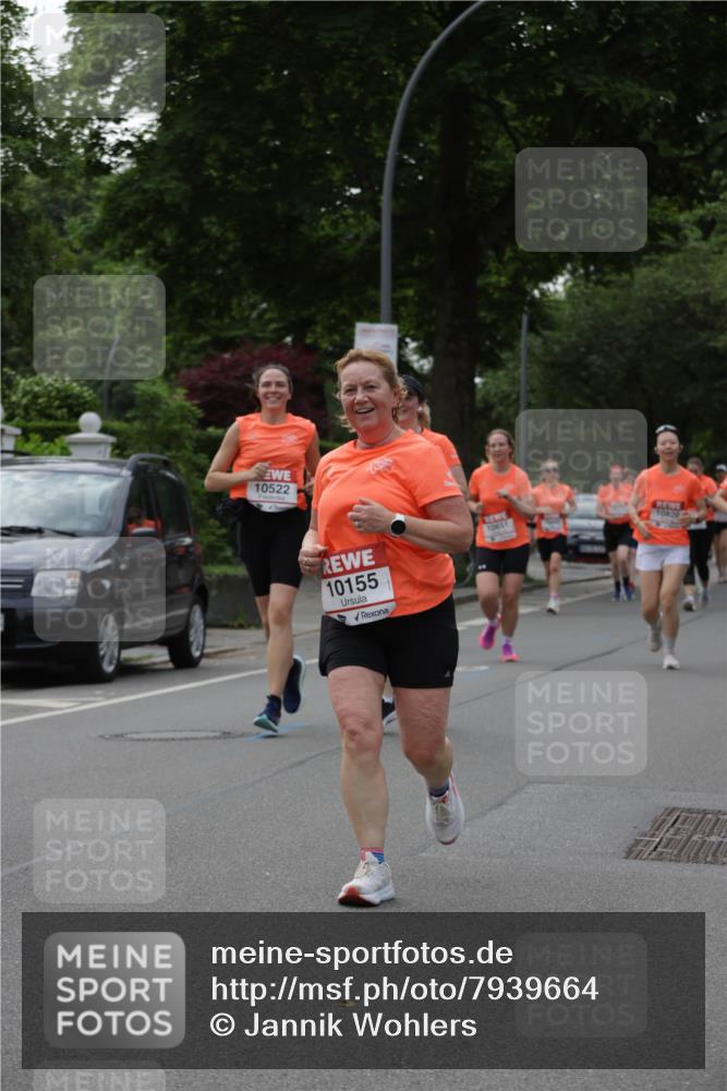 15.06.2025 - REWE Women's Run Jannik Wohlers http://msf.ph/oto/7939664 15.06.2025 08:27:33 Laufen 10522, 10155 meine-sportfotos.de
