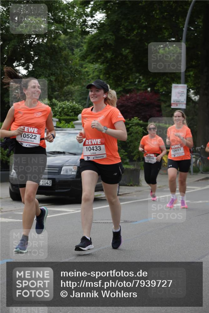 15.06.2025 - REWE Women's Run Jannik Wohlers http://msf.ph/oto/7939727 15.06.2025 08:27:34 Laufen 10522, 10433, 1043, 10651, 10646 meine-sportfotos.de