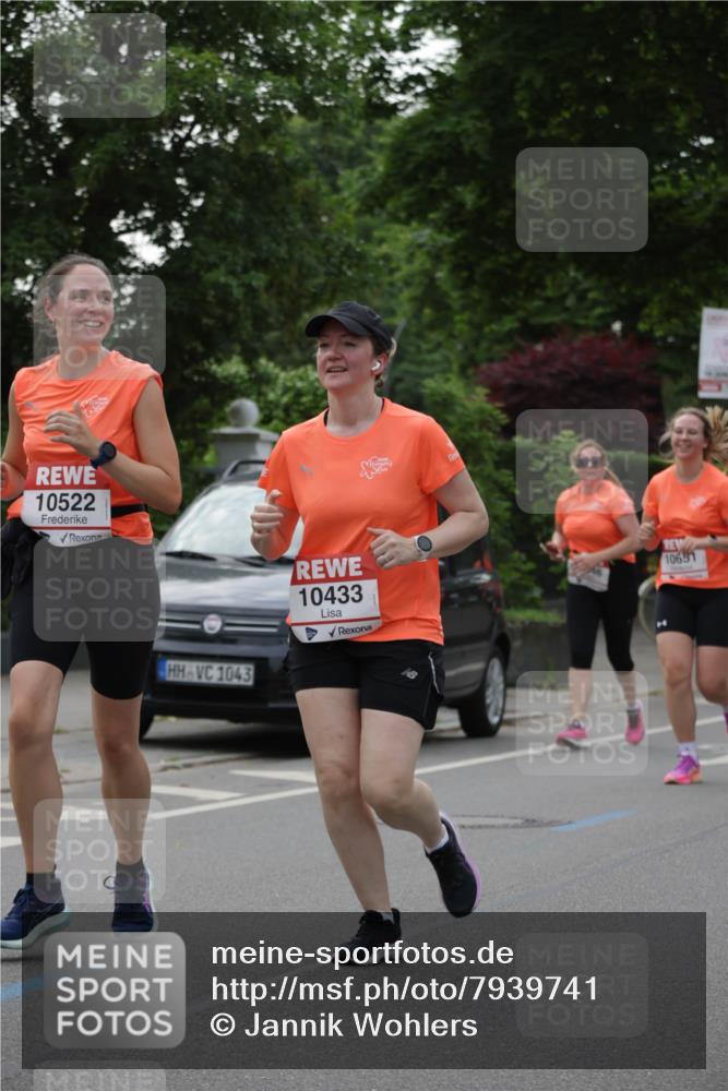 15.06.2025 - REWE Women's Run Jannik Wohlers http://msf.ph/oto/7939741 15.06.2025 08:27:34 Laufen 10522, 1043, 10433, 10651 meine-sportfotos.de