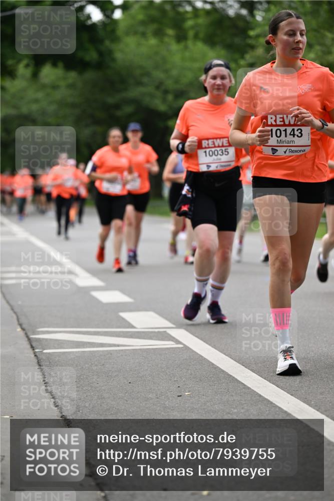15.06.2025 - REWE Women's Run Dr. Thomas Lammeyer http://msf.ph/oto/7939755 15.06.2025 09:20:40 Laufen 10035, 10143 meine-sportfotos.de