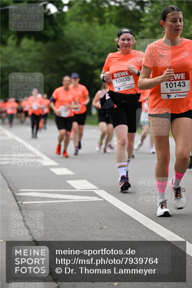 15.06.2025 - REWE Women's Run Dr. Thomas Lammeyer http://msf.ph/oto/7939764 15.06.2025 09:20:40 Laufen 10035, 10143 meine-sportfotos.de