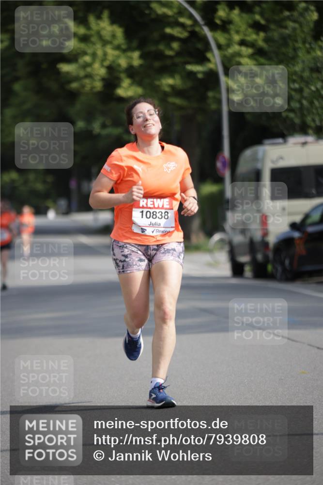 15.06.2025 - REWE Women's Run Jannik Wohlers http://msf.ph/oto/7939808 15.06.2025 08:45:00 Laufen 10838 meine-sportfotos.de