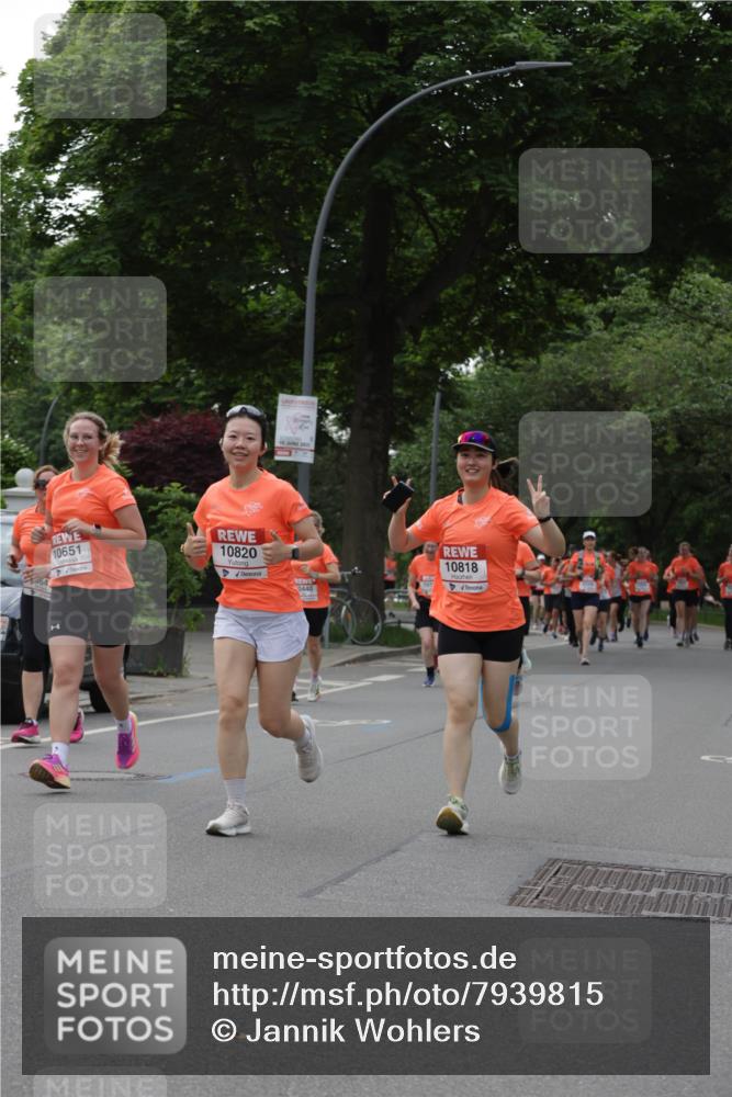 15.06.2025 - REWE Women's Run Jannik Wohlers http://msf.ph/oto/7939815 15.06.2025 08:27:36 Laufen 112, 10651, 10820, 10818 meine-sportfotos.de