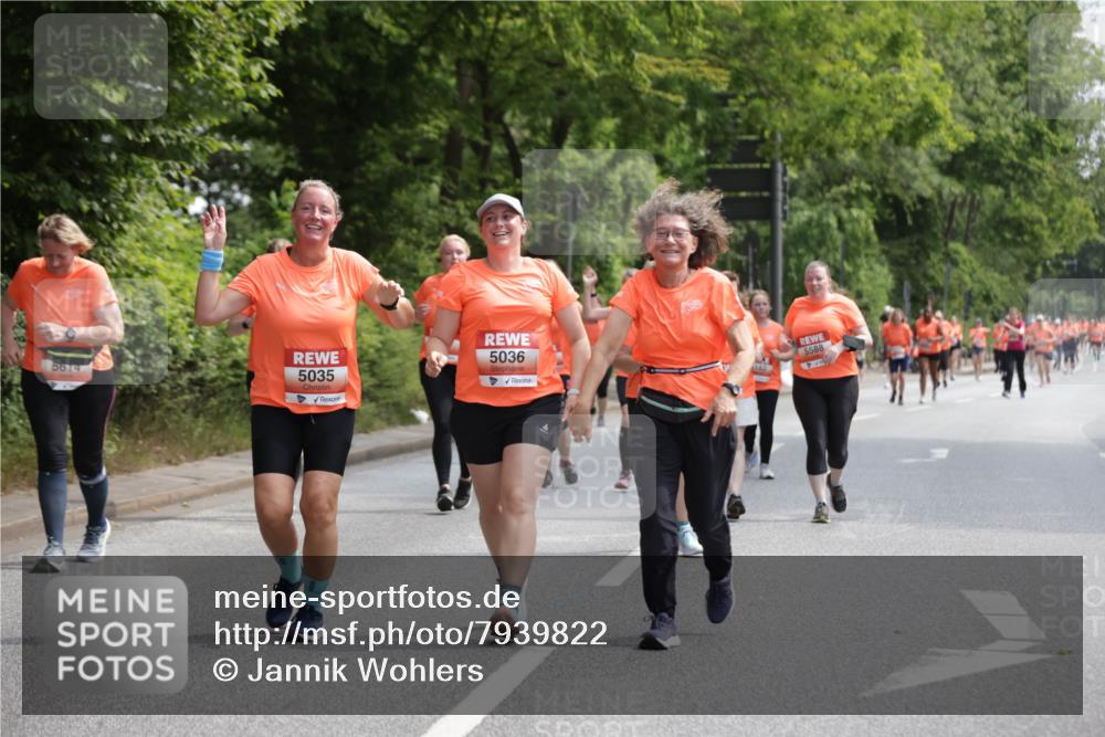 15.06.2025 - REWE Women's Run Jannik Wohlers http://msf.ph/oto/7939822 15.06.2025 10:14:50 Laufen 5614, 5035, 5036, 102, 5588 meine-sportfotos.de