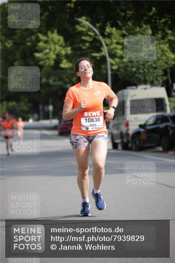 15.06.2025 - REWE Women's Run Jannik Wohlers http://msf.ph/oto/7939829 15.06.2025 08:45:00 Laufen 10838 meine-sportfotos.de