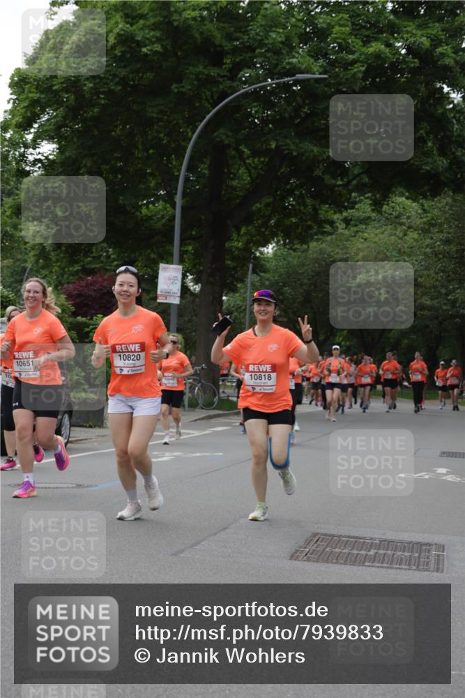 15.06.2025 - REWE Women's Run Jannik Wohlers http://msf.ph/oto/7939833 15.06.2025 08:27:36 Laufen 10651, 10820, 10440, 10818 meine-sportfotos.de