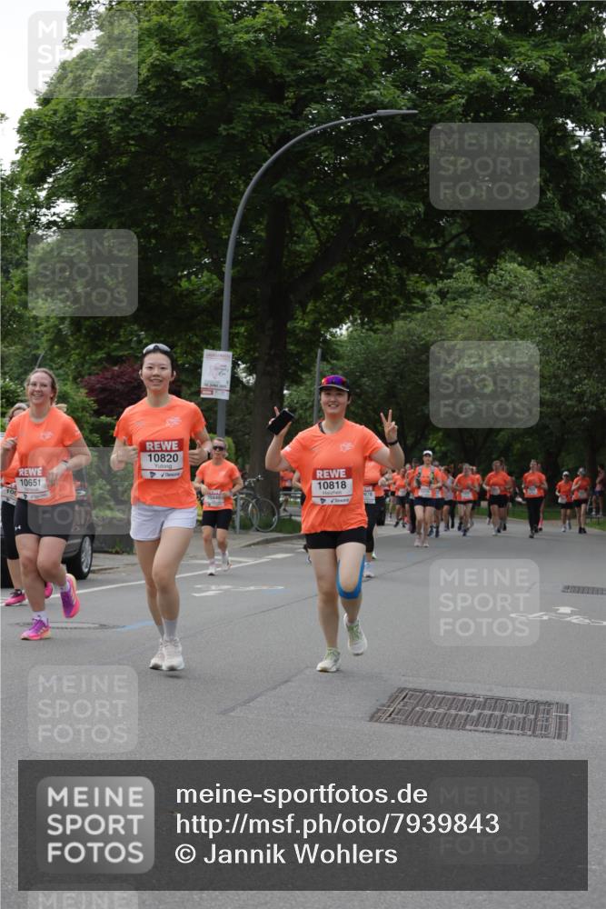 15.06.2025 - REWE Women's Run Jannik Wohlers http://msf.ph/oto/7939843 15.06.2025 08:27:36 Laufen 10651, 10820, 10440, 10818, 678 meine-sportfotos.de