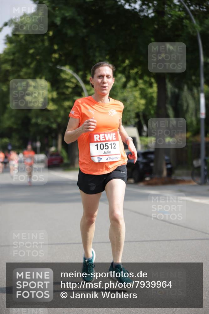 15.06.2025 - REWE Women's Run Jannik Wohlers http://msf.ph/oto/7939964 15.06.2025 08:45:10 Laufen 10512 meine-sportfotos.de