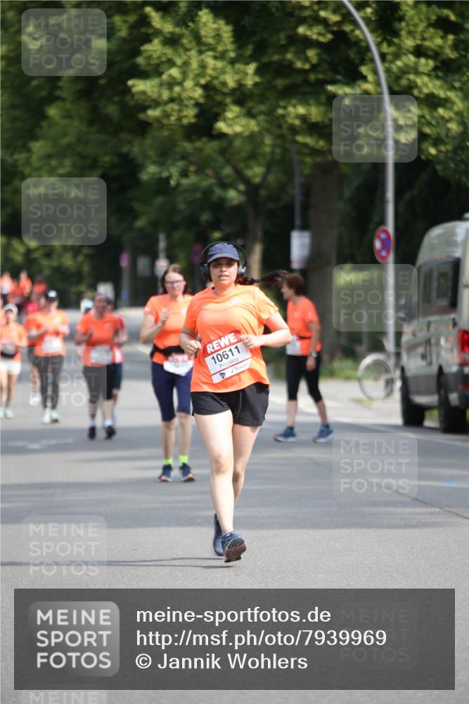 15.06.2025 - REWE Women's Run Jannik Wohlers http://msf.ph/oto/7939969 15.06.2025 09:58:00 Laufen 10611 meine-sportfotos.de