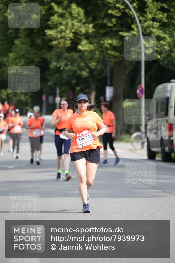 15.06.2025 - REWE Women's Run Jannik Wohlers http://msf.ph/oto/7939973 15.06.2025 09:58:00 Laufen 10611 meine-sportfotos.de