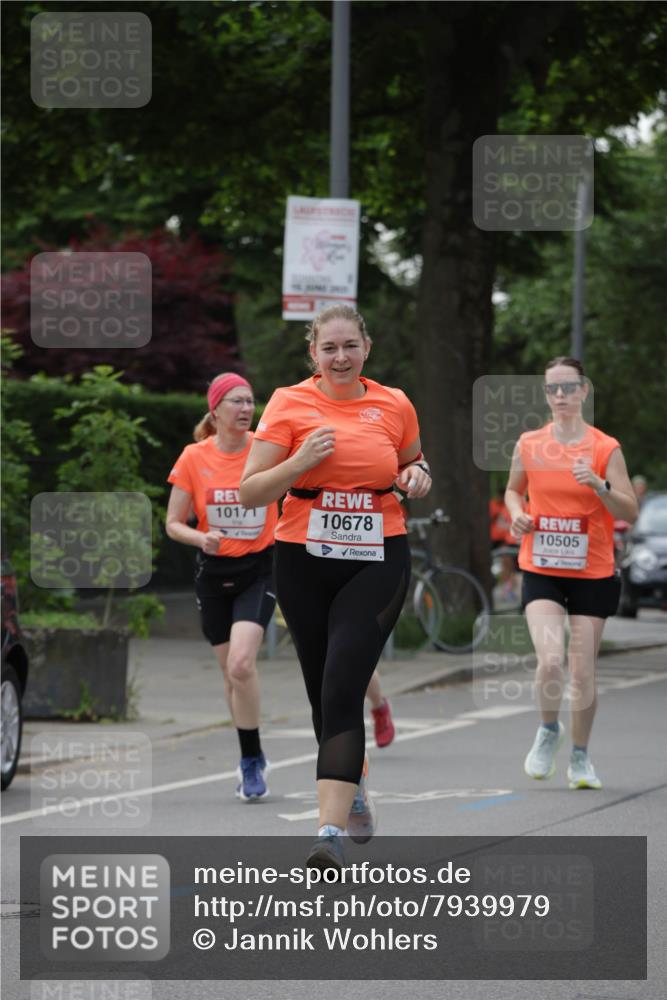 15.06.2025 - REWE Women's Run Jannik Wohlers http://msf.ph/oto/7939979 15.06.2025 08:27:39 Laufen 10171, 10678, 10505 meine-sportfotos.de