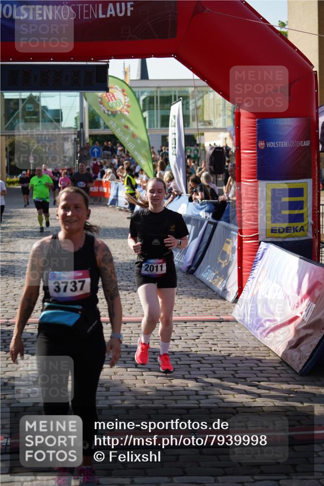 13.06.2025 - Holstenköstenlauf Felixshl http://msf.ph/oto/7939998 13.06.2025 18:06:48 Laufen 2011, 2638, 2743, 3286, 3737 meine-sportfotos.de
