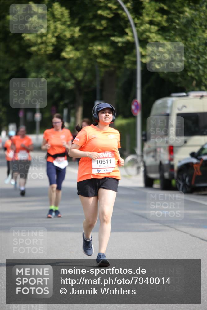 15.06.2025 - REWE Women's Run Jannik Wohlers http://msf.ph/oto/7940014 15.06.2025 09:58:01 Laufen 10611 meine-sportfotos.de