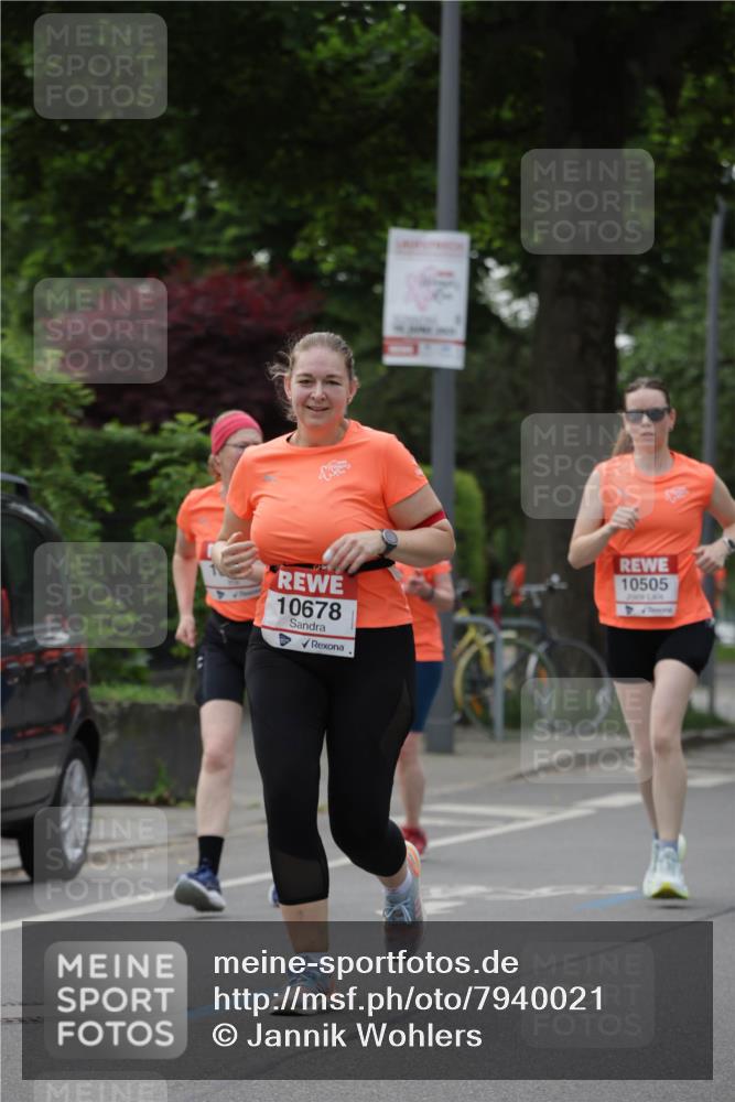 15.06.2025 - REWE Women's Run Jannik Wohlers http://msf.ph/oto/7940021 15.06.2025 08:27:39 Laufen 10678, 10505 meine-sportfotos.de