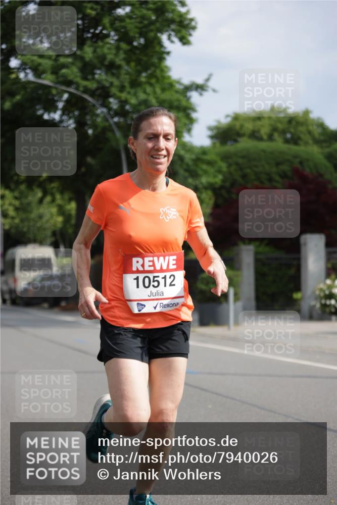 15.06.2025 - REWE Women's Run Jannik Wohlers http://msf.ph/oto/7940026 15.06.2025 08:45:11 Laufen 10512 meine-sportfotos.de