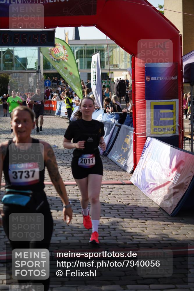 13.06.2025 - Holstenköstenlauf Felixshl http://msf.ph/oto/7940056 13.06.2025 18:06:49 Laufen 2011, 2638, 2743, 3286, 3737 meine-sportfotos.de
