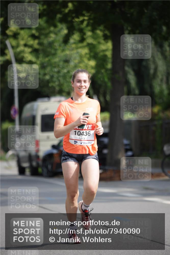 15.06.2025 - REWE Women's Run Jannik Wohlers http://msf.ph/oto/7940090 15.06.2025 08:45:18 Laufen 10436 meine-sportfotos.de