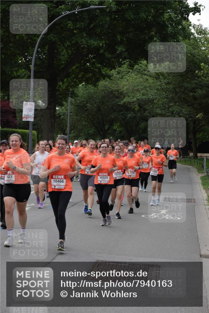 15.06.2025 - REWE Women's Run Jannik Wohlers http://msf.ph/oto/7940163 15.06.2025 08:27:48 Laufen 623, 0685, 15, 2025, 102, 10466, 0871, 10, 10498, 10124, 610, 10323 meine-sportfotos.de