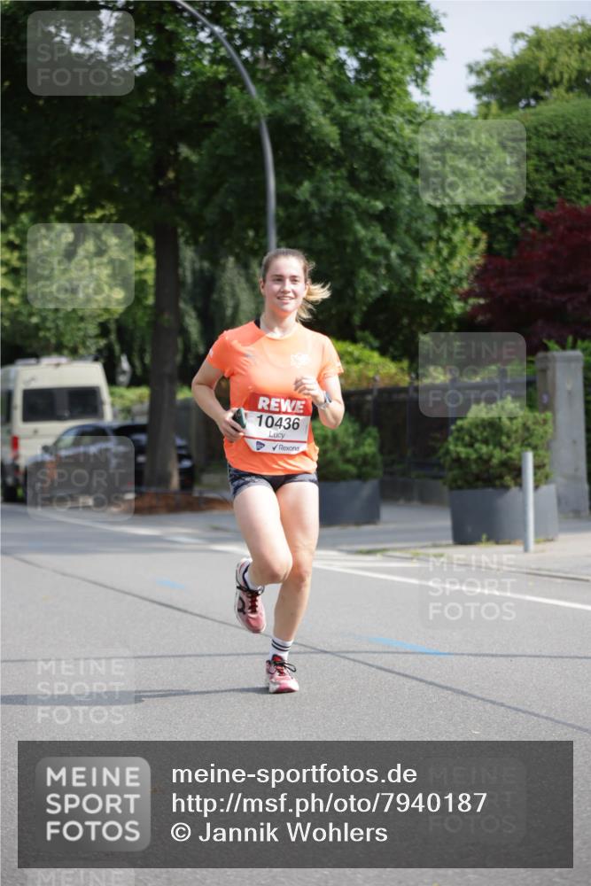 15.06.2025 - REWE Women's Run Jannik Wohlers http://msf.ph/oto/7940187 15.06.2025 08:45:19 Laufen 10436 meine-sportfotos.de