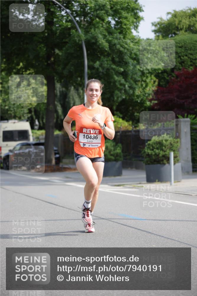 15.06.2025 - REWE Women's Run Jannik Wohlers http://msf.ph/oto/7940191 15.06.2025 08:45:19 Laufen 10436 meine-sportfotos.de