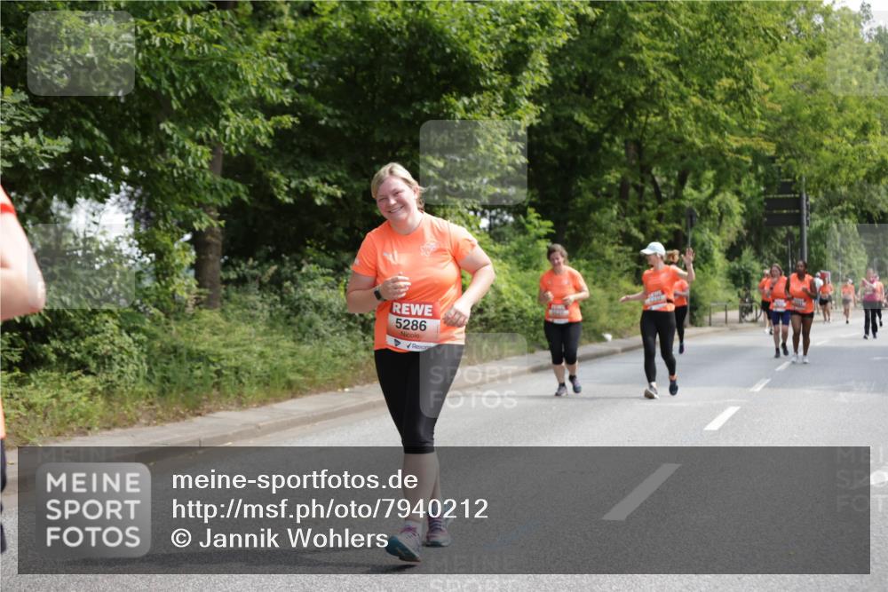 15.06.2025 - REWE Women's Run Jannik Wohlers http://msf.ph/oto/7940212 15.06.2025 10:15:00 Laufen 5286 meine-sportfotos.de