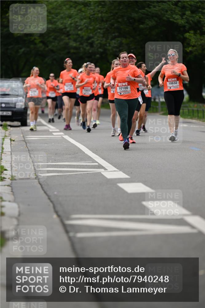 15.06.2025 - REWE Women's Run Dr. Thomas Lammeyer http://msf.ph/oto/7940248 15.06.2025 09:20:52 Laufen 10100, 10632 meine-sportfotos.de