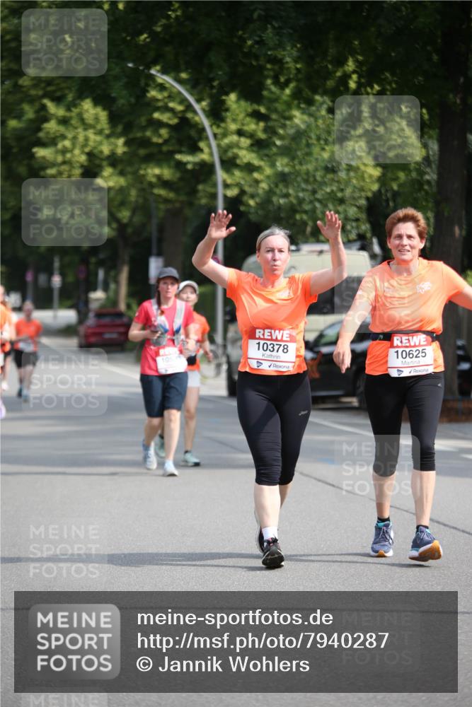 15.06.2025 - REWE Women's Run Jannik Wohlers http://msf.ph/oto/7940287 15.06.2025 09:58:12 Laufen 105, 10378, 10625 meine-sportfotos.de