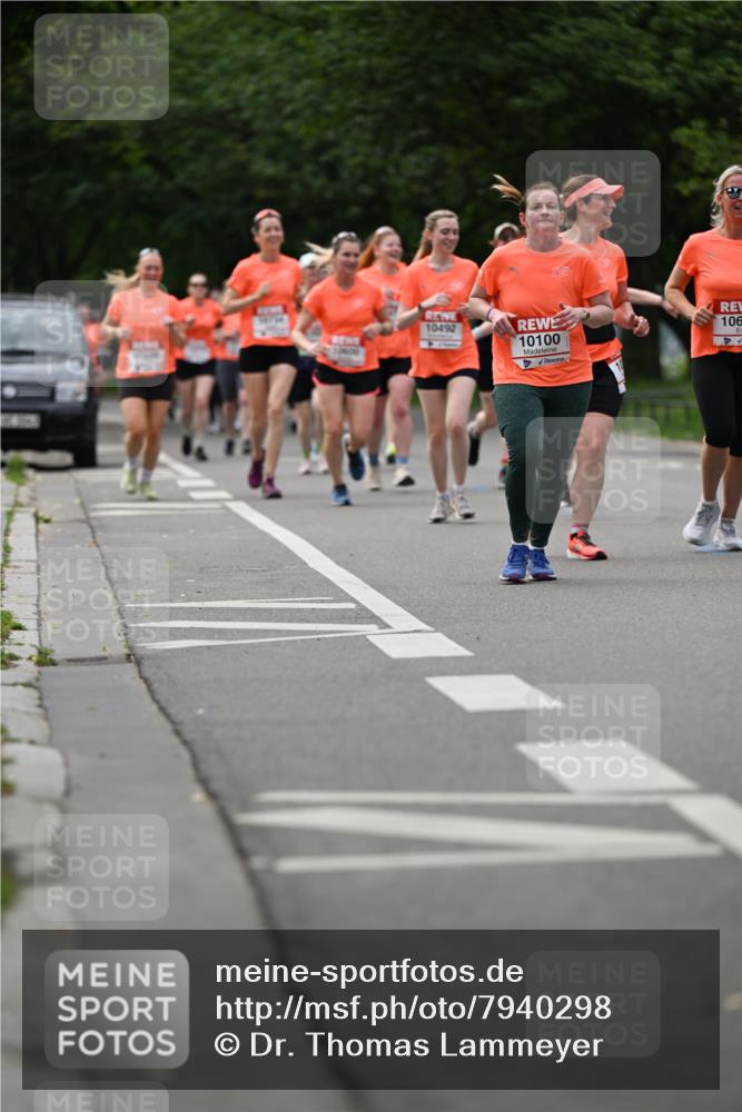 15.06.2025 - REWE Women's Run Dr. Thomas Lammeyer http://msf.ph/oto/7940298 15.06.2025 09:20:53 Laufen 10492, 10100 meine-sportfotos.de