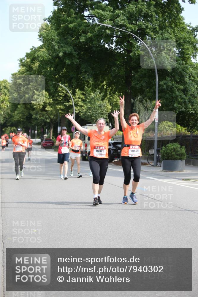 15.06.2025 - REWE Women's Run Jannik Wohlers http://msf.ph/oto/7940302 15.06.2025 09:58:13 Laufen 10011, 10378, 10625 meine-sportfotos.de