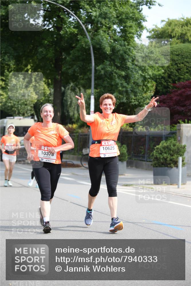 15.06.2025 - REWE Women's Run Jannik Wohlers http://msf.ph/oto/7940333 15.06.2025 09:58:14 Laufen 10378, 10625 meine-sportfotos.de
