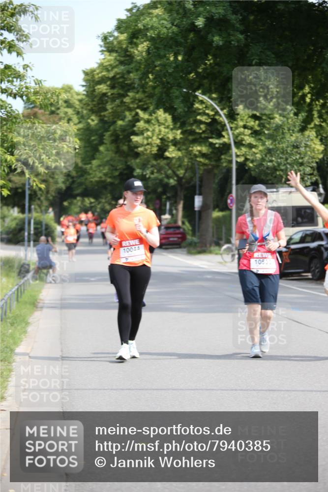 15.06.2025 - REWE Women's Run Jannik Wohlers http://msf.ph/oto/7940385 15.06.2025 09:58:16 Laufen 10044, 10533 meine-sportfotos.de