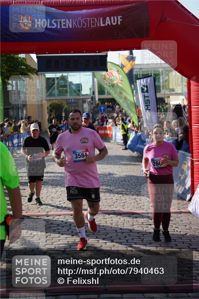13.06.2025 - Holstenköstenlauf Felixshl http://msf.ph/oto/7940463 13.06.2025 18:07:00 Laufen 2605, 2704, 3027, 3076, 3577, 3584, 3719, 3783, 3827 meine-sportfotos.de