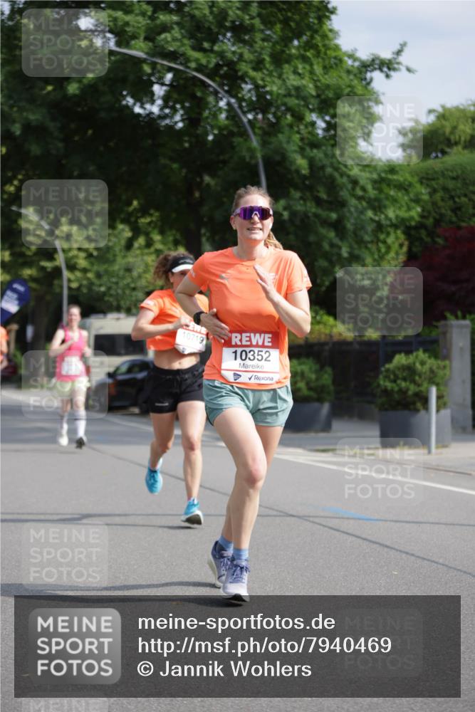 15.06.2025 - REWE Women's Run Jannik Wohlers http://msf.ph/oto/7940469 15.06.2025 08:45:26 Laufen 10719, 10352 meine-sportfotos.de