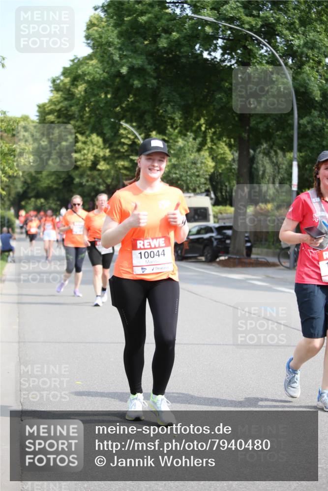 15.06.2025 - REWE Women's Run Jannik Wohlers http://msf.ph/oto/7940480 15.06.2025 09:58:19 Laufen 10044, 2 meine-sportfotos.de