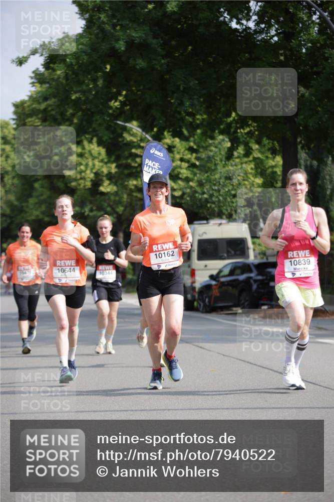 15.06.2025 - REWE Women's Run Jannik Wohlers http://msf.ph/oto/7940522 15.06.2025 08:45:28 Laufen 10476, 10644, 10344, 10162, 10839 meine-sportfotos.de