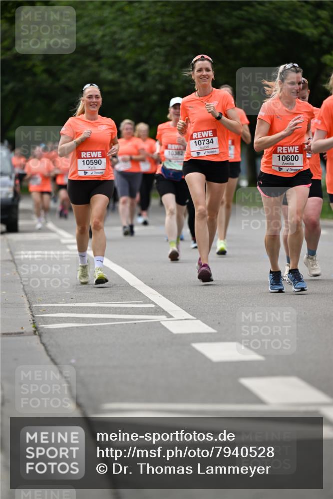 15.06.2025 - REWE Women's Run Dr. Thomas Lammeyer http://msf.ph/oto/7940528 15.06.2025 09:20:57 Laufen 10590, 10734, 10382, 10600 meine-sportfotos.de