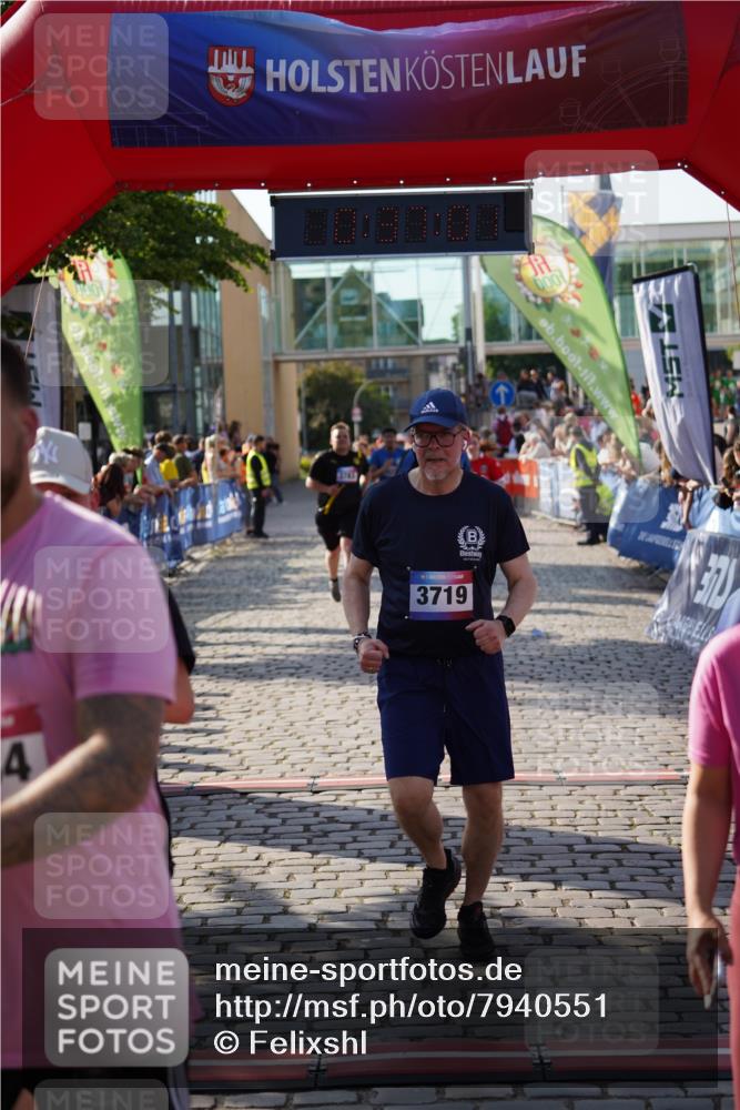 13.06.2025 - Holstenköstenlauf Felixshl http://msf.ph/oto/7940551 13.06.2025 18:07:02 Laufen 2605, 2704, 3027, 3076, 3236, 3577, 3584, 3719, 3783, 3827 meine-sportfotos.de