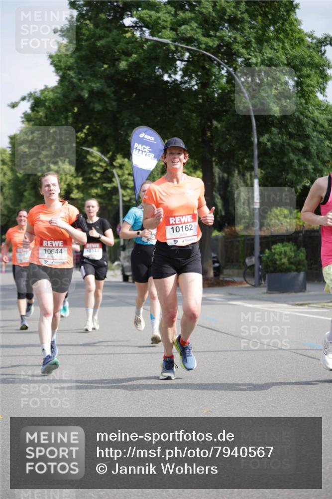 15.06.2025 - REWE Women's Run Jannik Wohlers http://msf.ph/oto/7940567 15.06.2025 08:45:30 Laufen 10644, 10344, 1047, 10162 meine-sportfotos.de
