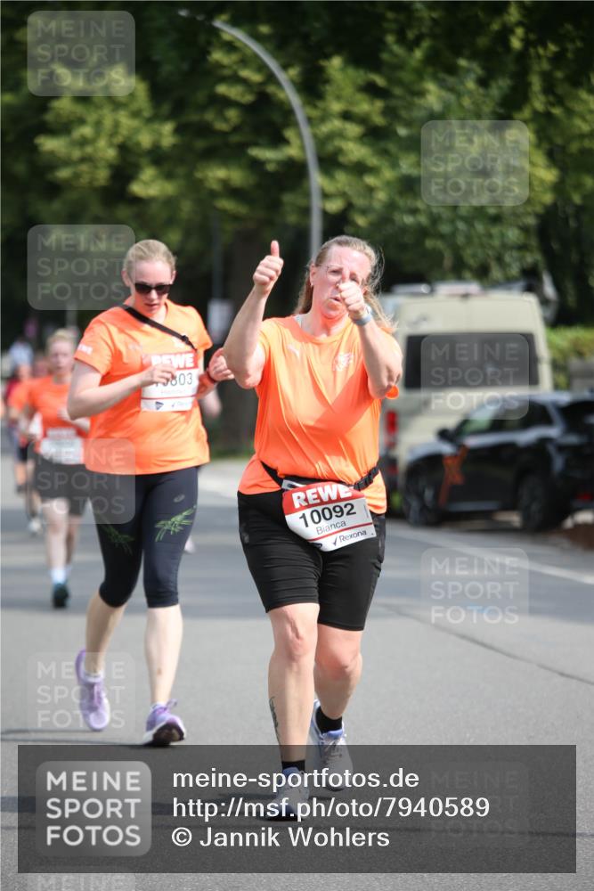 15.06.2025 - REWE Women's Run Jannik Wohlers http://msf.ph/oto/7940589 15.06.2025 09:58:22 Laufen 803, 10092 meine-sportfotos.de