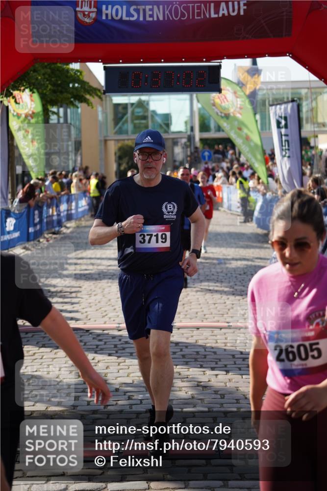 13.06.2025 - Holstenköstenlauf Felixshl http://msf.ph/oto/7940593 13.06.2025 18:07:03 Laufen 2605, 2704, 3027, 3076, 3236, 3293, 3577, 3584, 3719, 3783, 3812, 3827 meine-sportfotos.de