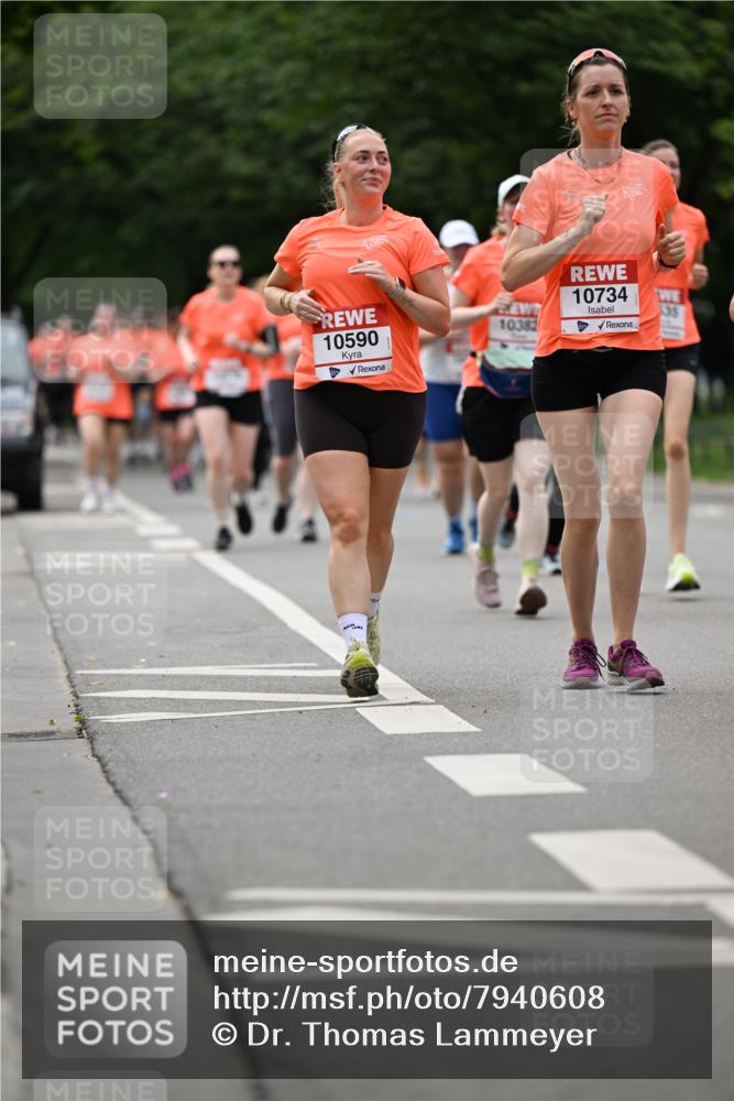 15.06.2025 - REWE Women's Run Dr. Thomas Lammeyer http://msf.ph/oto/7940608 15.06.2025 09:20:59 Laufen 10590, 10382, 10734, 135 meine-sportfotos.de