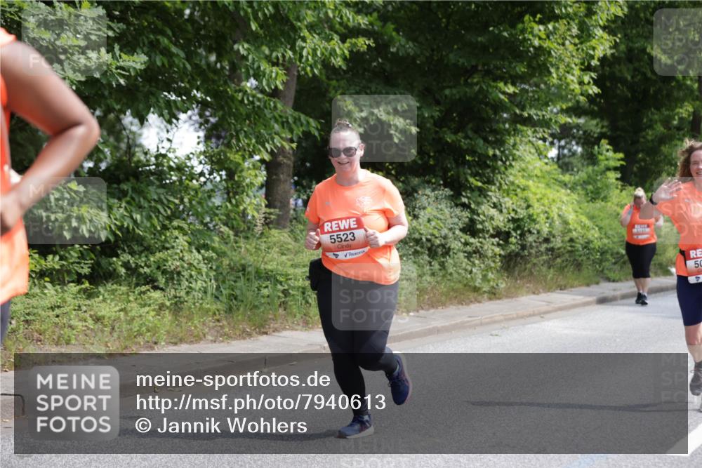 15.06.2025 - REWE Women's Run Jannik Wohlers http://msf.ph/oto/7940613 15.06.2025 10:15:09 Laufen 5523, 50 meine-sportfotos.de