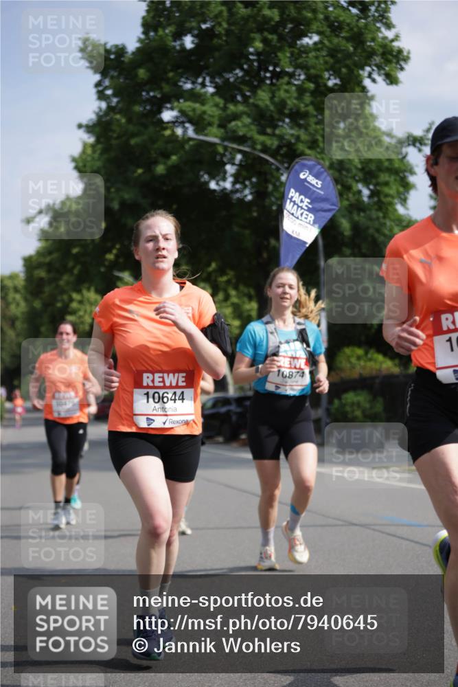 15.06.2025 - REWE Women's Run Jannik Wohlers http://msf.ph/oto/7940645 15.06.2025 08:45:31 Laufen 5, 00, 10874, 10475, 10644, 1 meine-sportfotos.de