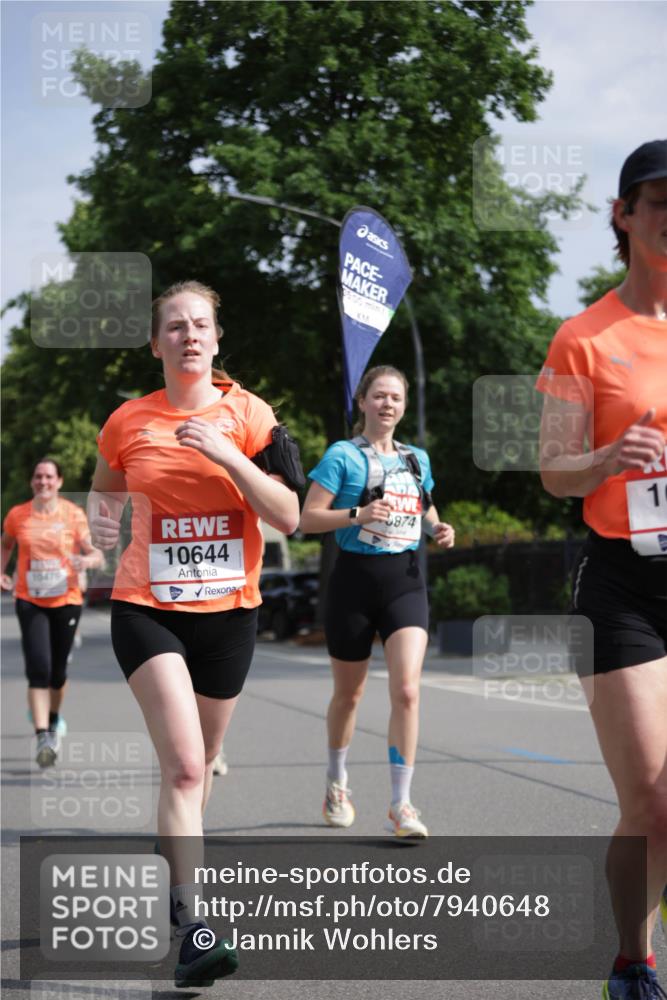 15.06.2025 - REWE Women's Run Jannik Wohlers http://msf.ph/oto/7940648 15.06.2025 08:45:31 Laufen 10476, 10644, 05, 00, 874, 1 meine-sportfotos.de