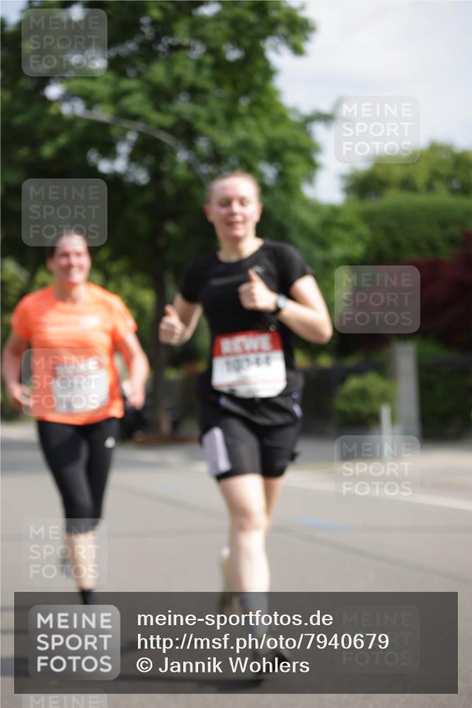 15.06.2025 - REWE Women's Run Jannik Wohlers http://msf.ph/oto/7940679 15.06.2025 08:45:32 Laufen 10744 meine-sportfotos.de