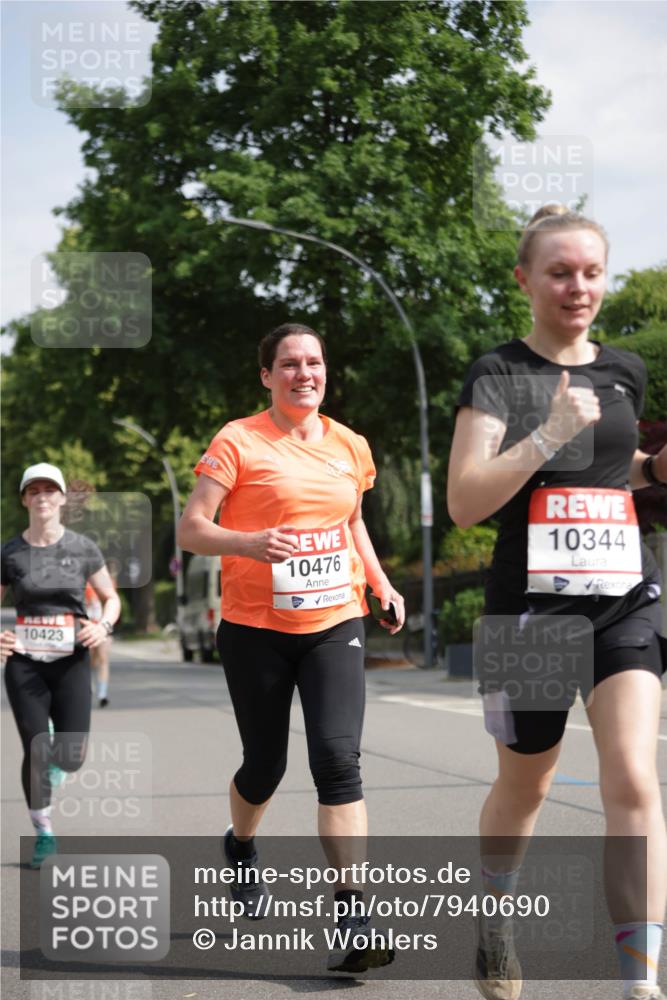 15.06.2025 - REWE Women's Run Jannik Wohlers http://msf.ph/oto/7940690 15.06.2025 08:45:33 Laufen 10423, 10476, 10344 meine-sportfotos.de