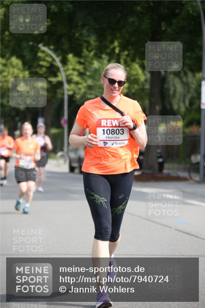 15.06.2025 - REWE Women's Run Jannik Wohlers http://msf.ph/oto/7940724 15.06.2025 09:58:24 Laufen 10803 meine-sportfotos.de