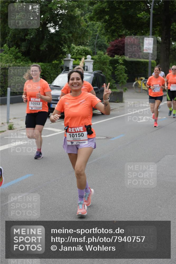 15.06.2025 - REWE Women's Run Jannik Wohlers http://msf.ph/oto/7940757 15.06.2025 08:28:02 Laufen 10553, 10150, 0837, 10342 meine-sportfotos.de